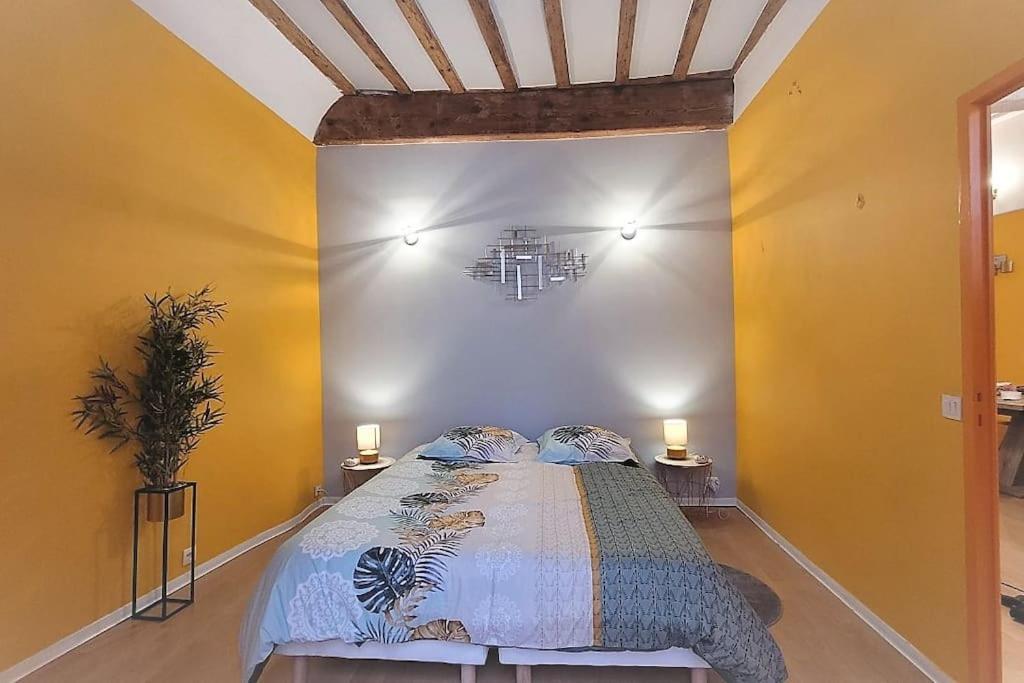 Appartement A 2 Pas Du Palais De Papes *