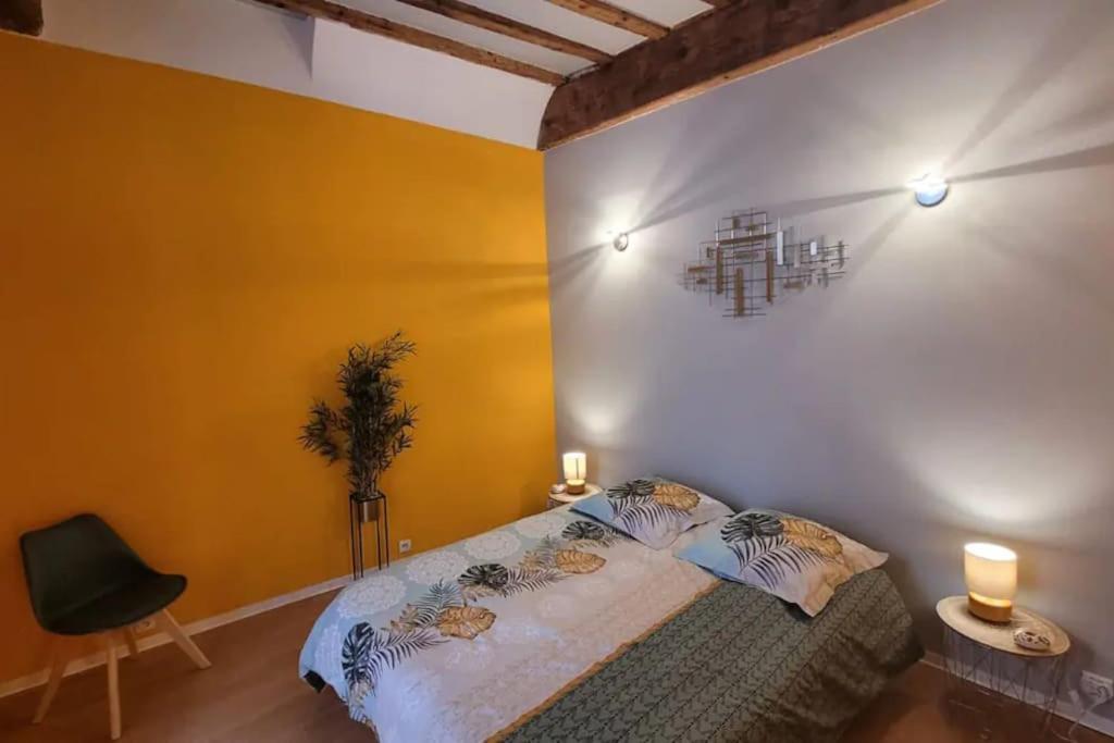 A 2 Pas Du Palais De Papes Appartement Avignon